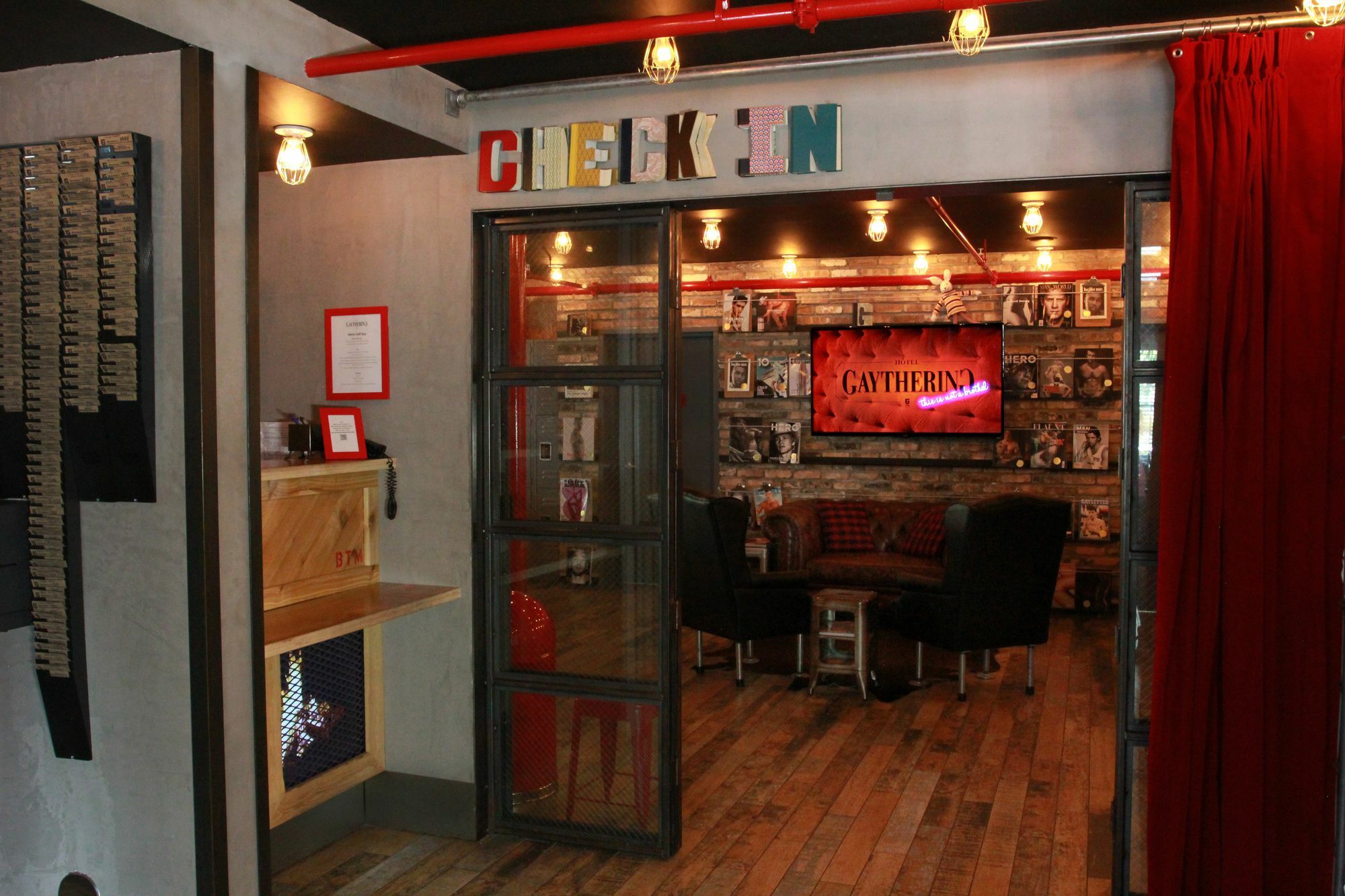Crates At The Gaythering - Men Only Miami Beach Extérieur photo